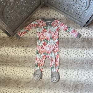 Burt's Bees Baby floral footie pajamas girls 12 months feminine girlhoodcore